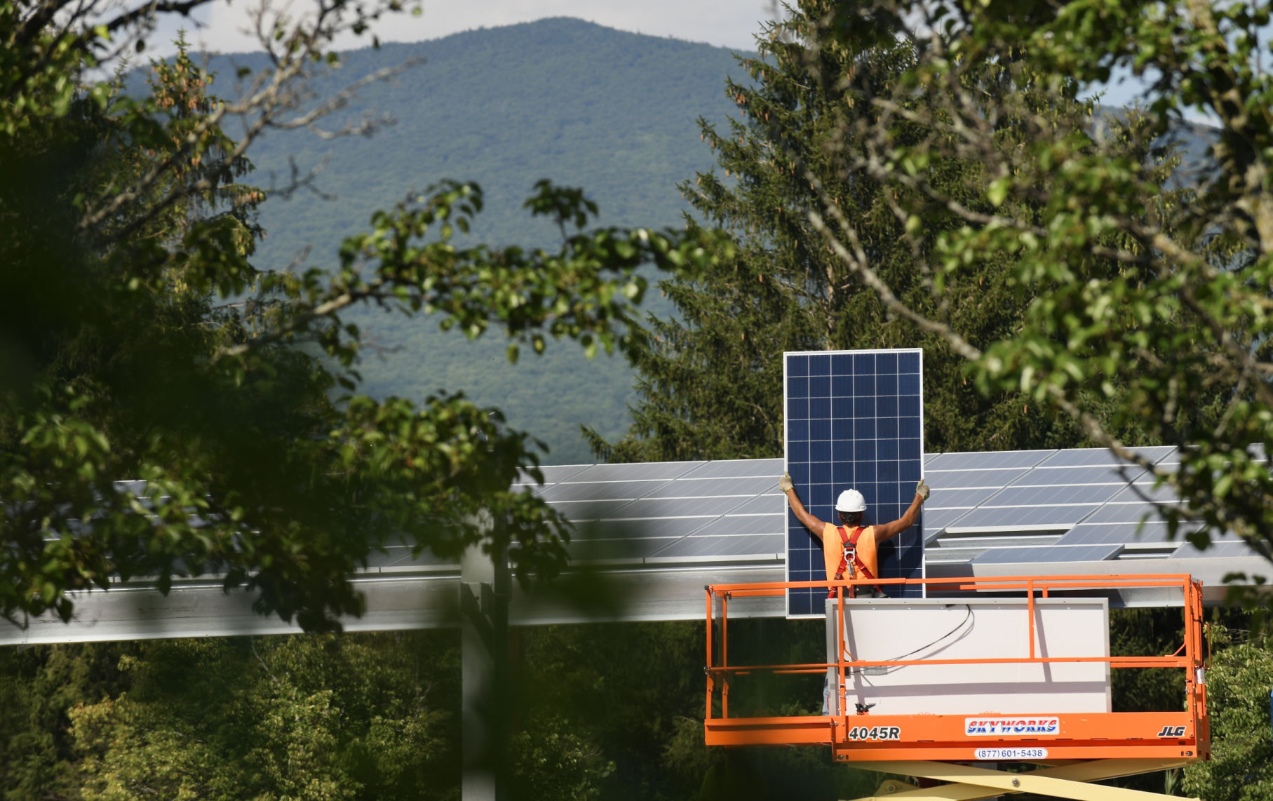 More kilowatts for city schools